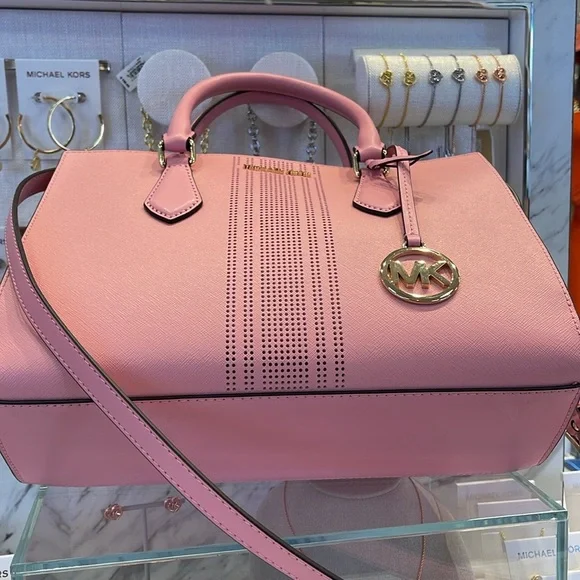 MICHAEL KORS
Sheila Medium CZ Faux Saffiano Leather Satchel Crossbody 
NWT - Picture 6 of 16